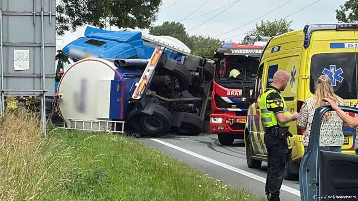 Gewonden na 'ernstig ongeval' met drie vrachtwagens op N36 bij Almelo