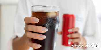 Waarom smaakt cola uit een glas anders dan uit een blikje of flesje?