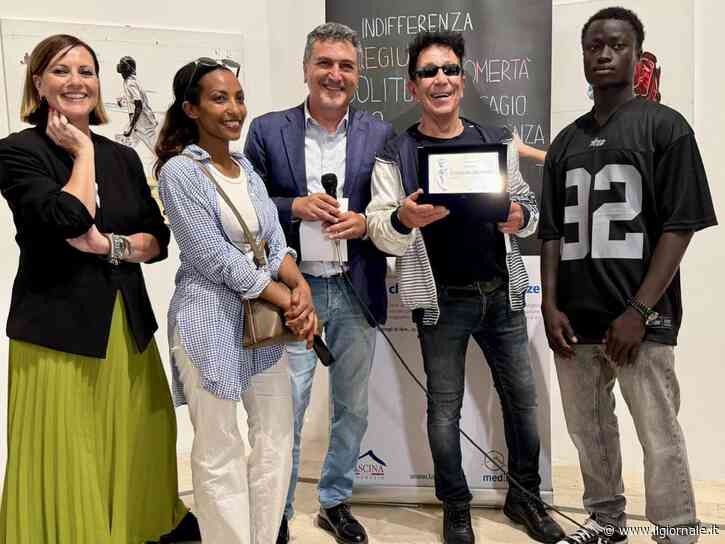 Giornata Mondiale del rifugiato: premiato Edoardo Bennato per il valore sociale della sua mostra “In cammino…”