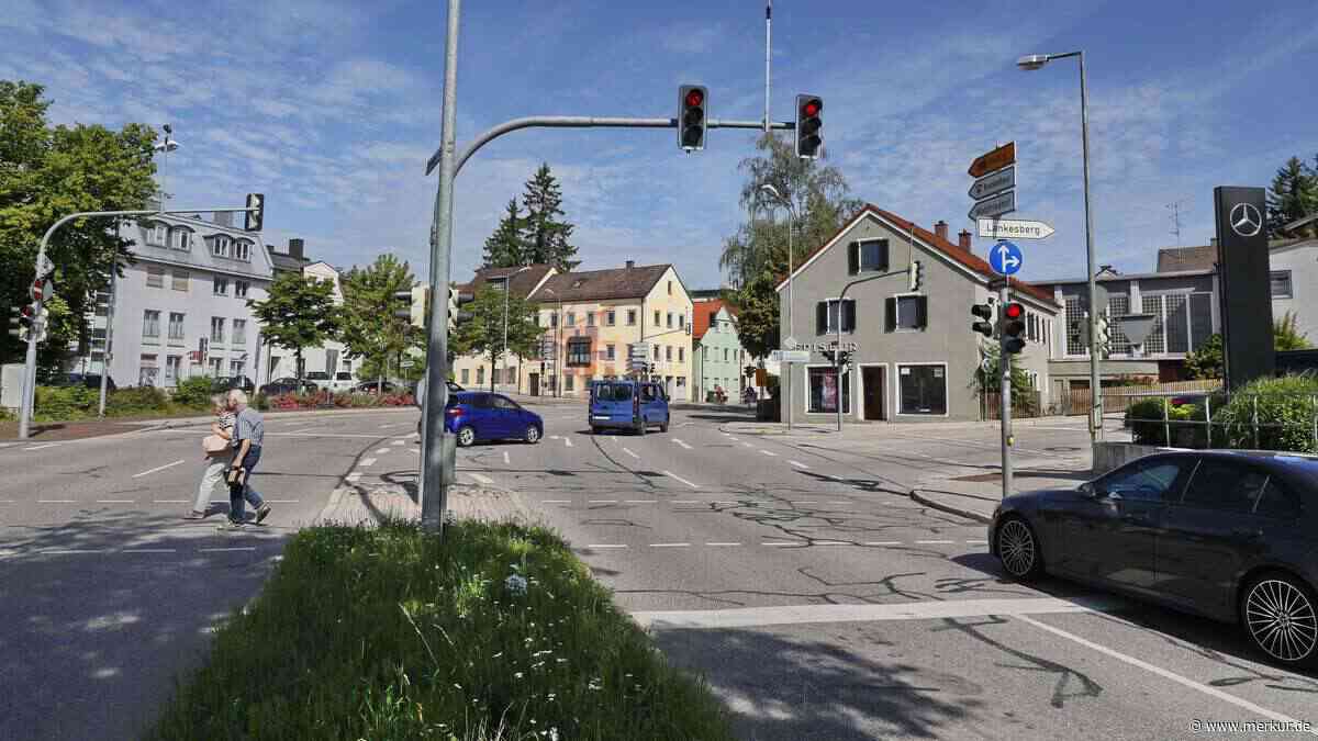Freisings tückischste Kreuzung: Bei Grün gefahren und trotzdem ein Rotlichtverstoß