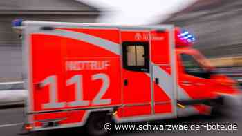 Öhringen im Hohenlohekreis: Senior wird von Lastwagen erfasst und stirbt