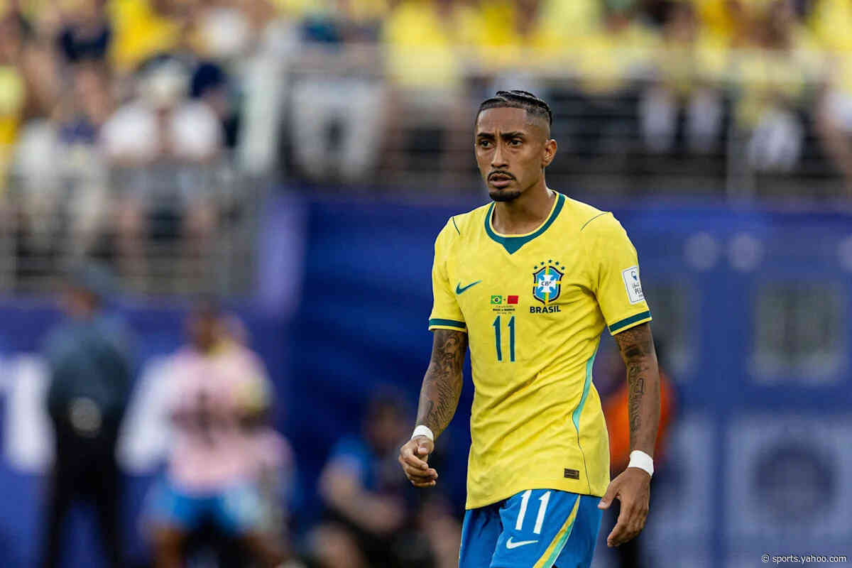 Report: Barcelona superstar faces dilemma as Saudi transfer interest intensifies