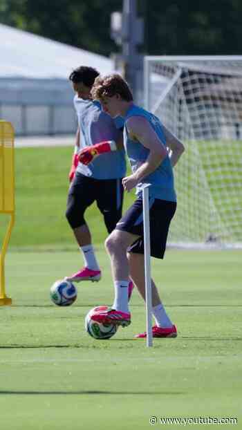 England's first training in Kansas City 🏴󠁧󠁢󠁥󠁮󠁧󠁿🦁