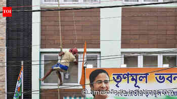 Trinamool HQ landlord enters bldg, starts clean-up to reclaim property