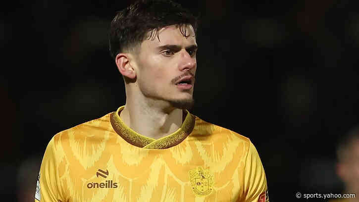 Grimsby sign Solihull defender Pruti