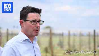 David Littleproud takes on 'parasitic' insurers' in the bush