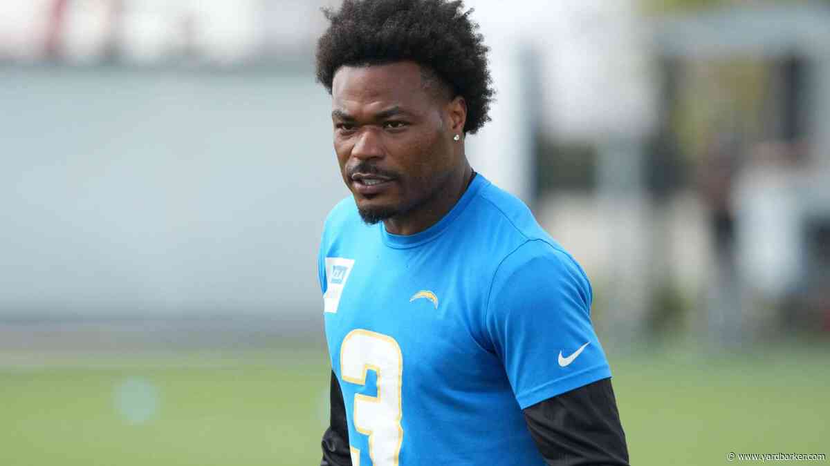 Chargers star Derwin James just received a compliment that proves he’s still the cream of the crop when it comes to defense