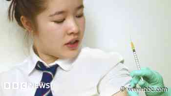 Cervical cancer deaths in England fall to zero in young women given vaccine