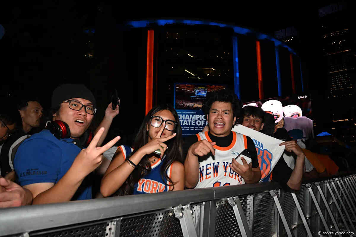 NYPD to dispatch record 10,000 officers to New York Knicks parade