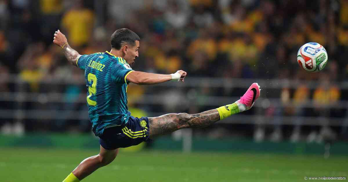 Colombia breekt muur van Oezbekistan: Daniel Muñoz scoort met kunstige volley