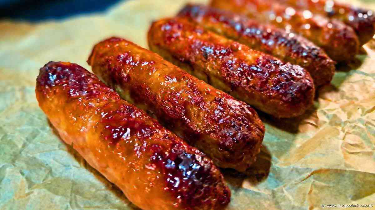 I make sausages juicier and more flavourful without frying by using 1 cupboard staple