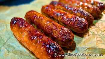 I make sausages juicier and more flavourful without frying by using 1 cupboard staple