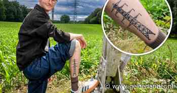 Siebe (27) is een ‘hoogspanningsgast’: hij is zo’n fan van masten dat hij er eentje op zijn been laat tatoeëren