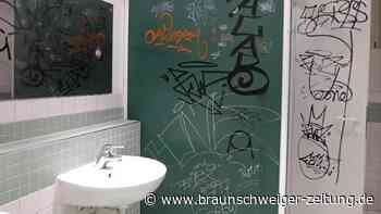 An Schule in Niedersachsen kommen Schüler bald wohl nur noch mit Chip auf die Toilette