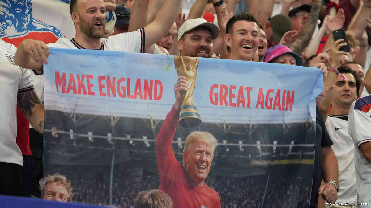 Engelse fans steken de draak met slogan Donald Trump: ludiek spandoek tijdens WK-duel met Kroatië