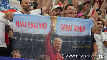 Engelse fans steken de draak met slogan Donald Trump: ludiek spandoek tijdens WK-duel met Kroatië