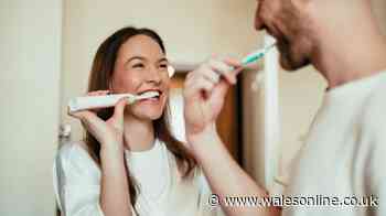 Dentist finally settles 'before or after' morning brushing debate