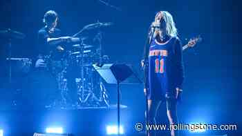 Watch Kim Gordon Showcase ‘Play Me’ on ‘Fallon’