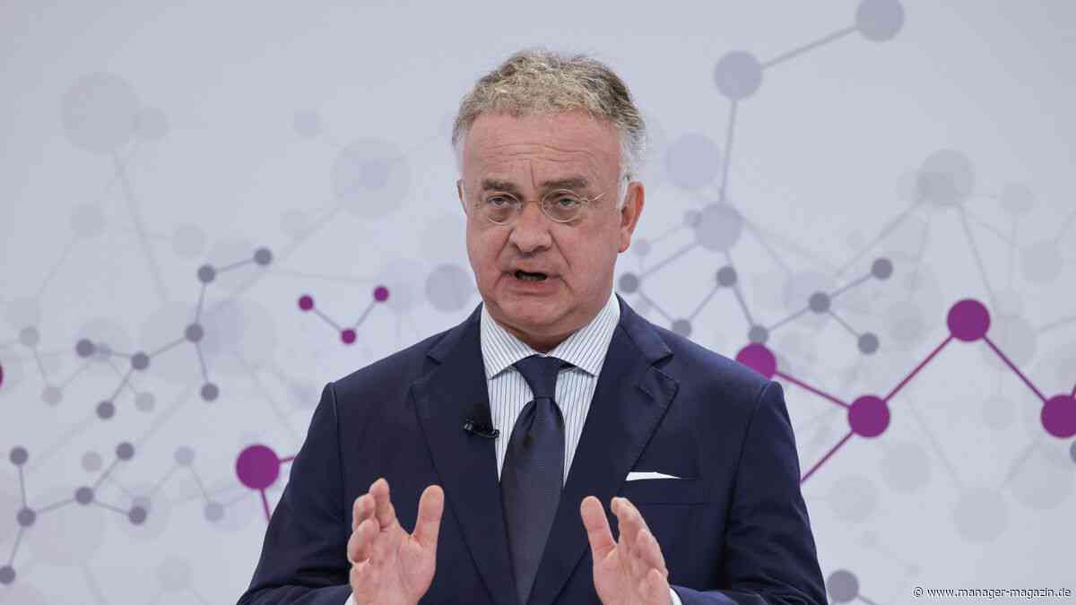Evonik: Chemiekonzern baut bis Ende 2029 weitere 3200 Stellen ab