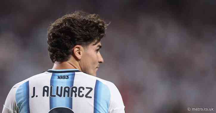 Julian Alvarez responds as Atletico tell him to join Arsenal over Barcelona