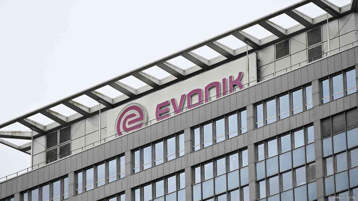 Polyester-Geschäft vor dem Aus: Chemiekonzern Evonik streicht erneut Tausende Stellen