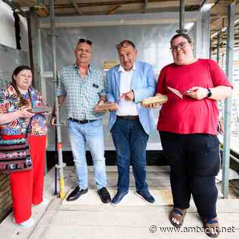 Eerste steen markeert belangrijke mijlpaal voor nieuwbouw zorgwoningen
