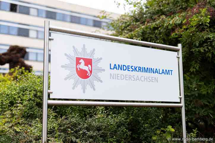 Bei 38. Freigang geflohen: Fahndung nach Mörder läuft