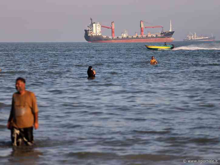 Hormuz riapre e stop alla bomba. A Teheran fondo da 300 miliardi