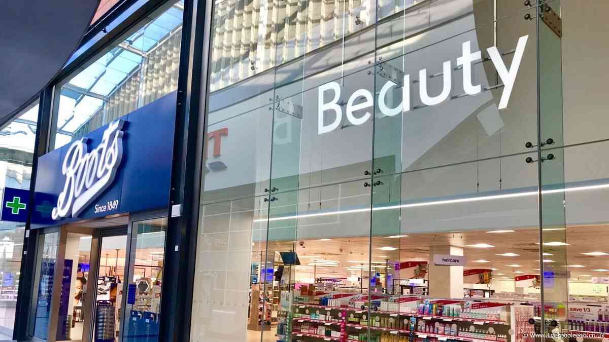 Boots shoppers nab 'bargain' £35 Liz Earle gift set worth £110