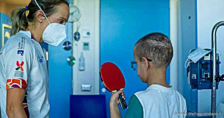 Lo sport come terapia: il progetto per portare il ping pong a bambini e ragazzi con leucemie e linfomi