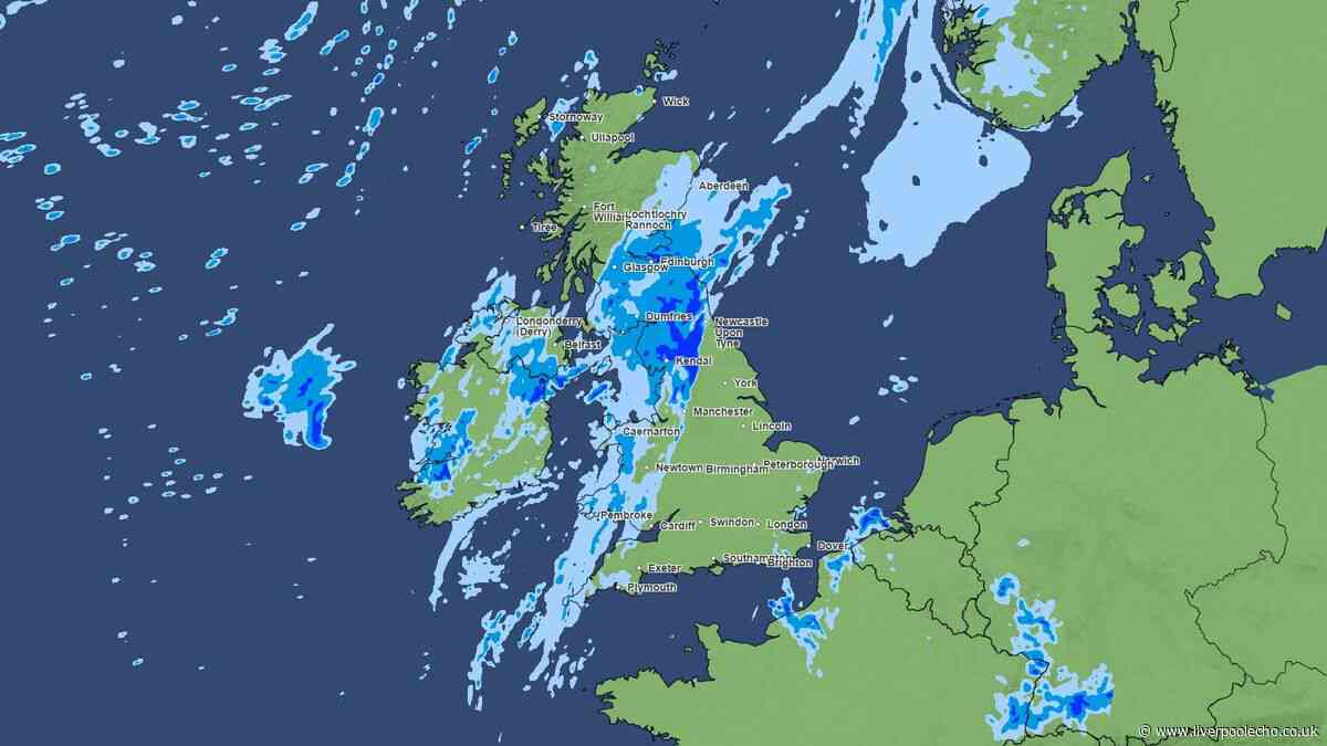 Met Office shares verdict on 'heavy rain' in north despite 30C in south