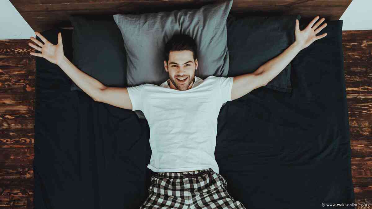 People who struggle to sleep in hot weather should try expert-approved position