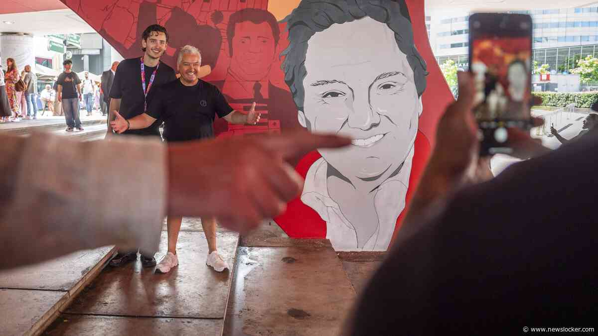 René Froger en Trijntje Oosterhuis onthullen iconen bij ArenA