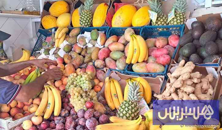 بداية الصيف تسجل ارتفاع أسعار الفواكه الموسمية في أسواق البيع بالجملة