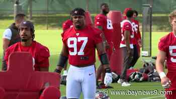 Al-Quadin Muhammad practices for first time in Bucs mandatory minicamp