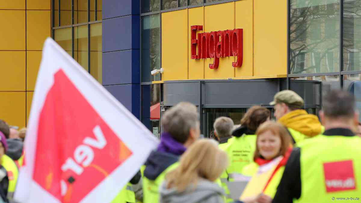 Mehrheit der Filialen bestreikt: Verdi ruft zu neuen Streiks im Handel auf - Ikea stark betroffen