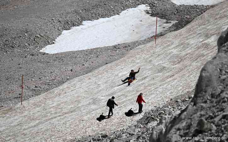 Förderband erleichtert Rodelspaß auf der Zugspitze