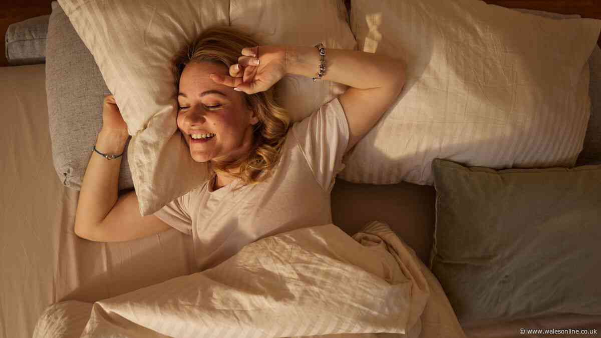 Doctor's 'simple' method is 'so good' when trying to sleep in hot weather