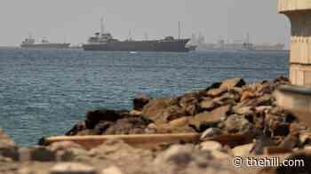 3 supertankers sail through Strait of Hormuz after deal signed: Report