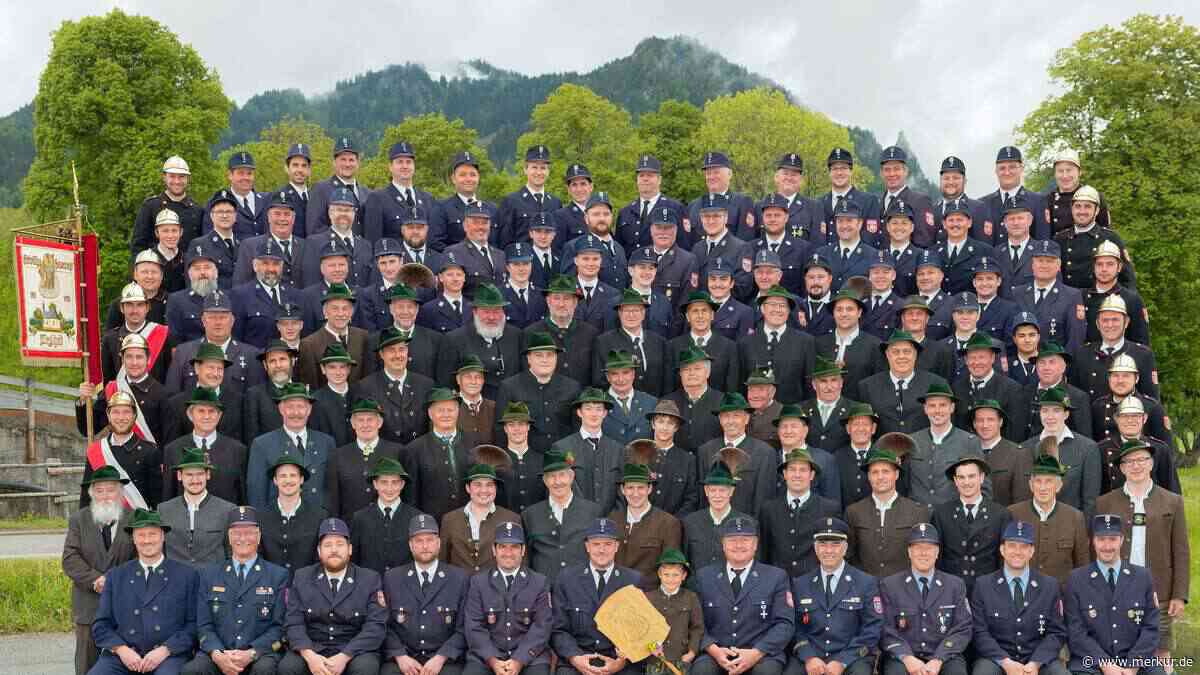Feuerwehr Wegscheid feiert 100. Geburtstag mit dreitägigem Fest
