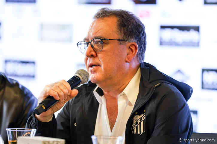 Santos turn to sales to ease finances and seek signings