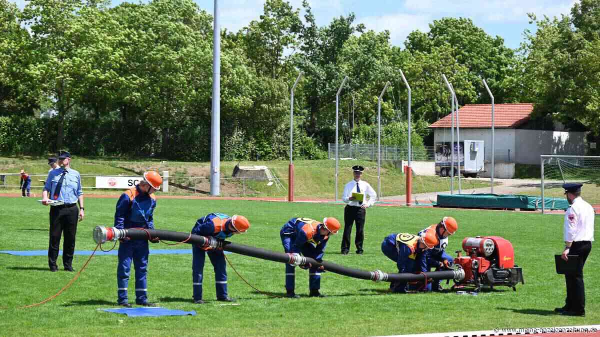 Löschaufbau und Staffelläufe: So lief der Bezirkswettbewerb der Feuerwehren