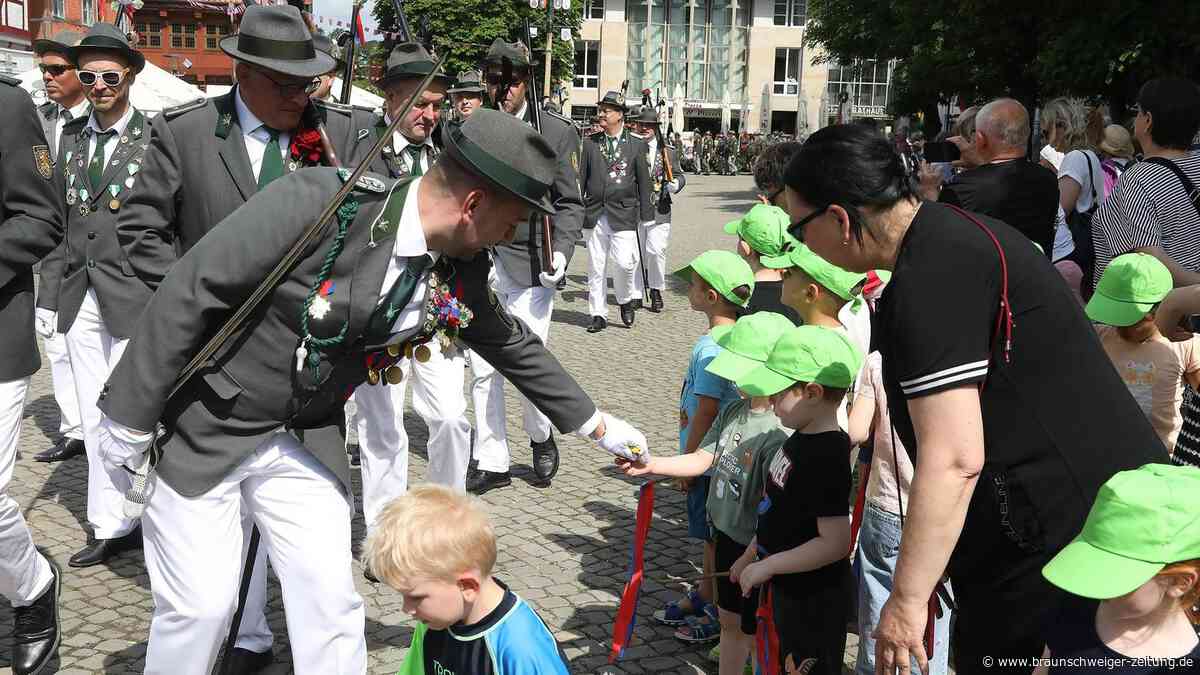 Die schönsten 100 Fotos vom Gifhorner Schützenfest-Auftakt