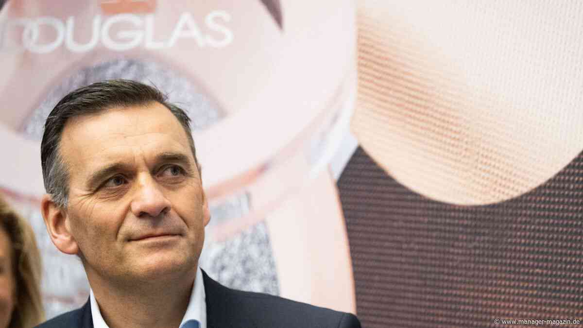 Douglas: Parfümeriekette senkt Prognose erneut – Aktie auf Rekordtief