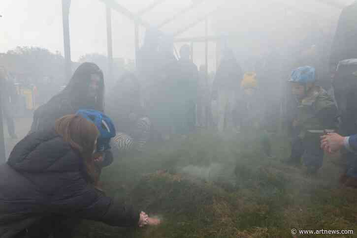 At the Reykjavík Arts Festival, Poetic Perfumes Mingle with Björk and Much More