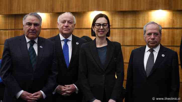 Embajadora de la Unión Europea analizó relación con Chile en la Universidad Central