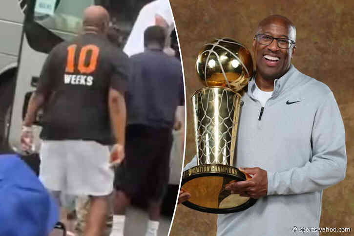 Mike Brown wears cheeky ‘10 weeks’ shirt to Knicks’ title parade after James Dolan’s abstinence joke