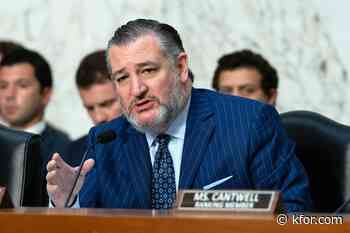 College sports bill clears a key Senate hurdle despite SEC, Big Ten opposition