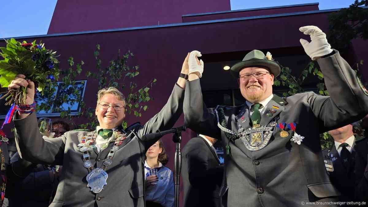 Schützenfest-Ticker: Gifhorn hat neue Majestäten – alle Infos, Bilder und Videos