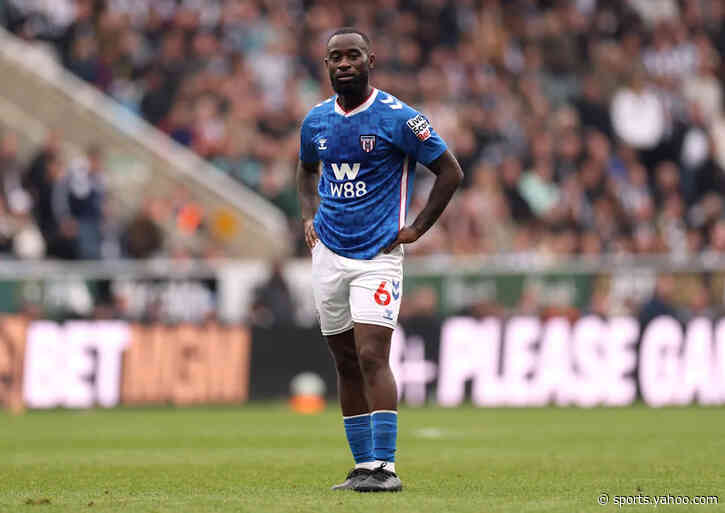 Sunderland Are Still In Talks To Sign This Talented Defender Permanently: Good Move For Everyone Involved?